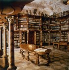 barokní interiěr knihovny